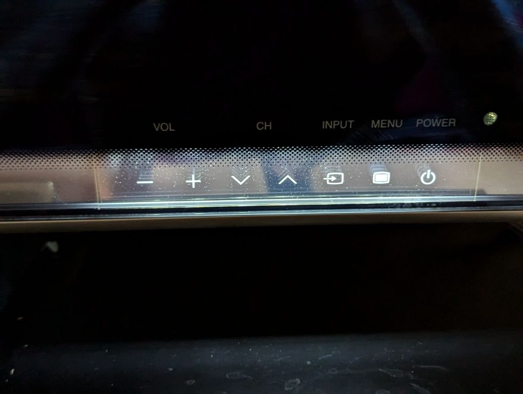 LCD телевізор Sharp LC-40LE820E made in Japan відмінний стан