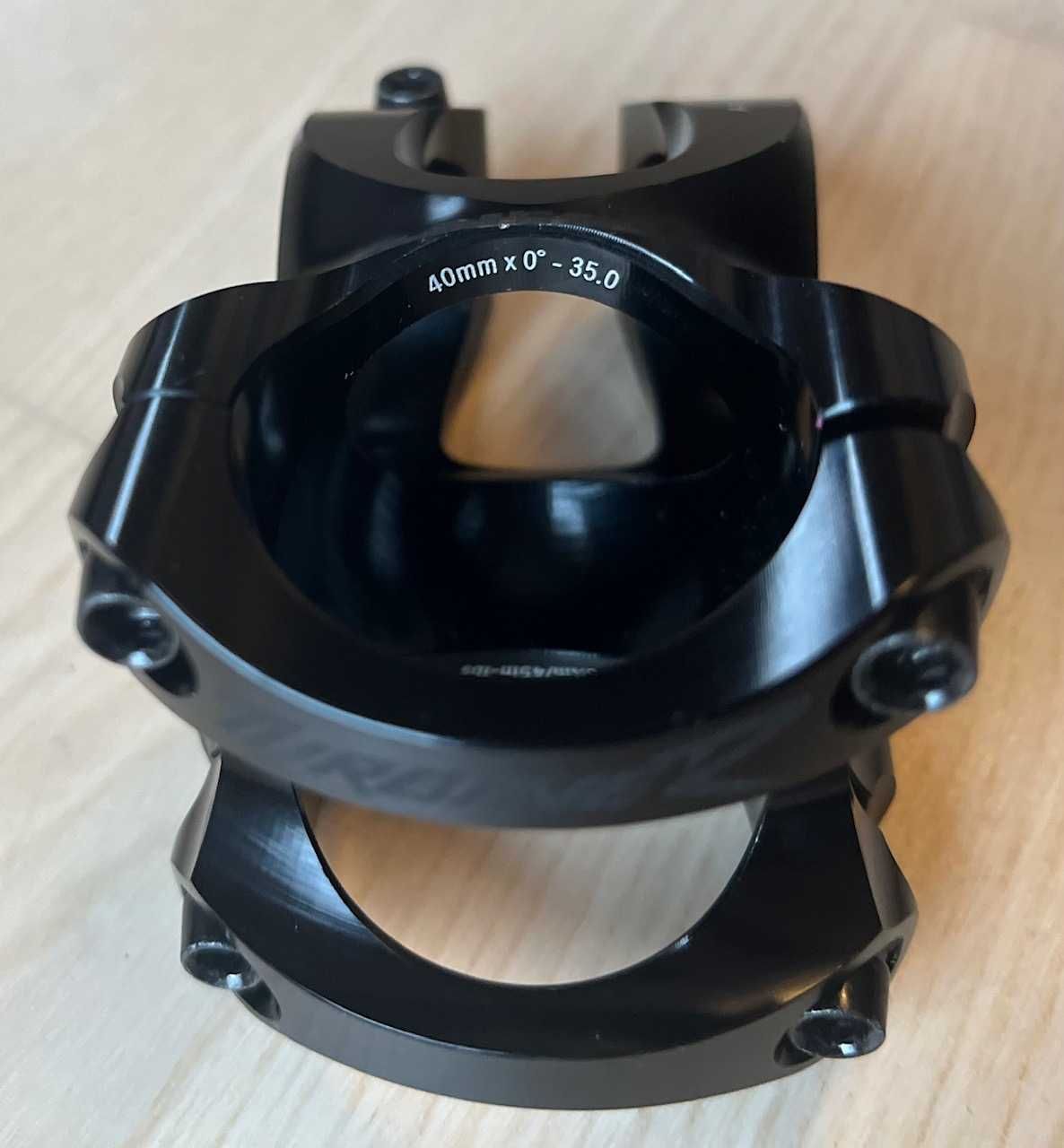 Mostek RACE FACE Turbine R 40mm ϕ 35mm ENDURO  MTB wspornik kierownicy