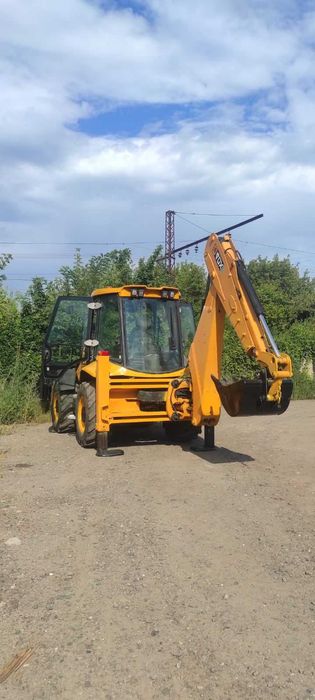 Продам экскаватор погрузчик JCB 4CX
