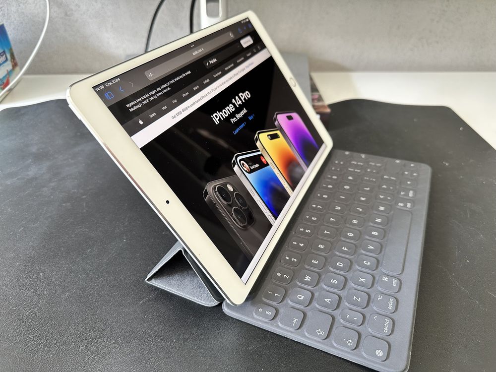 iPad Pro 10,5” 256 GB + Smart Keyboard - jak nowy!