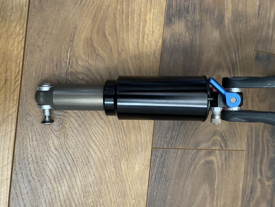 Rama od roweru mtb full plus tylni amortyzator SR Suntour xc pro