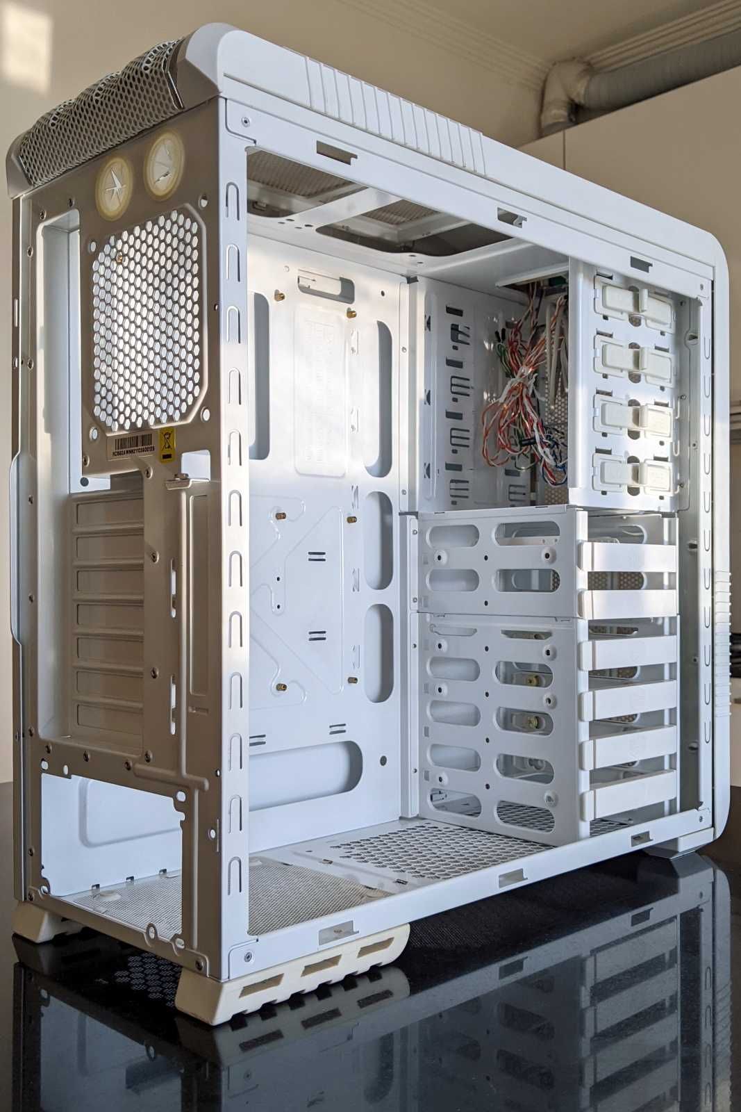 Caixa PC CoolerMaster CM 690 II Advanced White