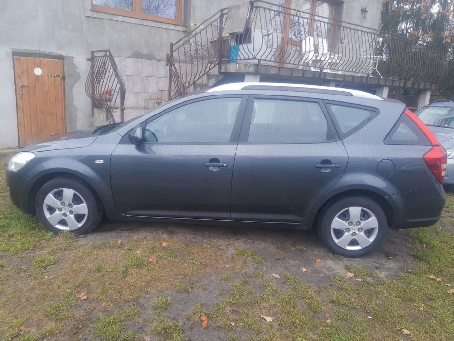 Kia cee'd SW 1.4 benzyna z Niemiec