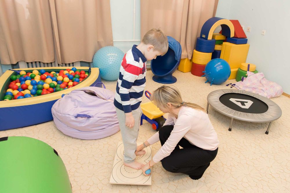 Сенсомоторные занятия на Таирова (Нейропсихолог) онлайн, очно