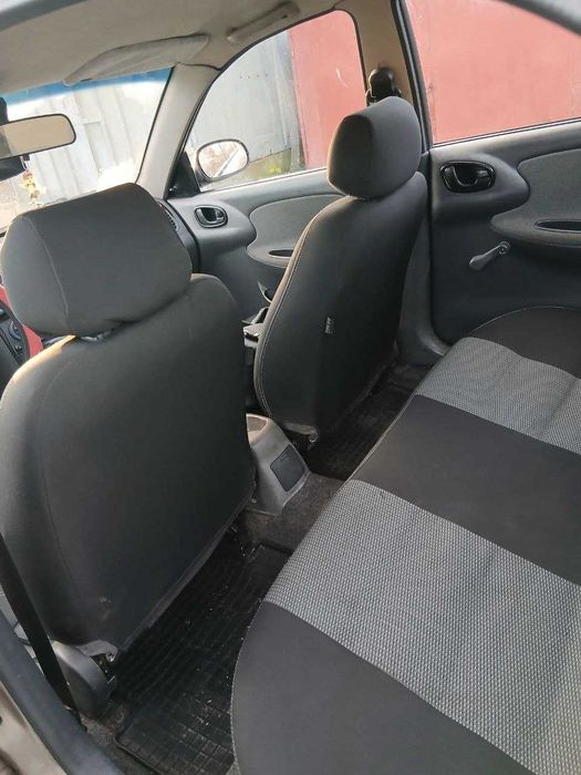 Автомобіль Део-Ланос 1.5 (бензин-газ)