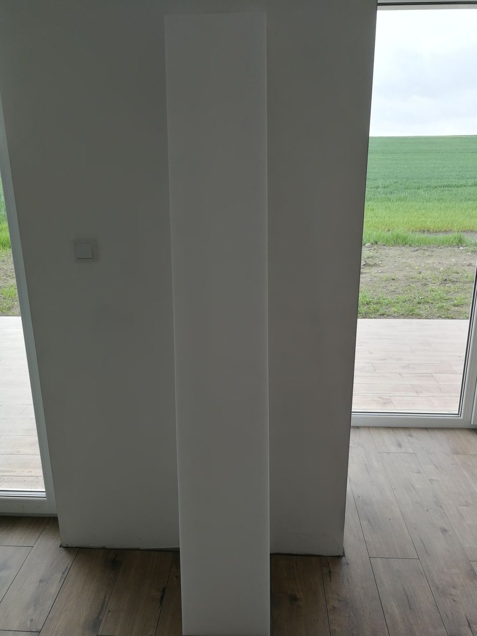 Sufit podwieszany Led 200 cm gzyms