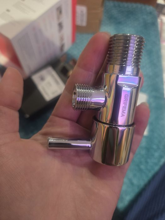 Grifema G151 Zawór kątowy z głowicą ceramiczną 3/8