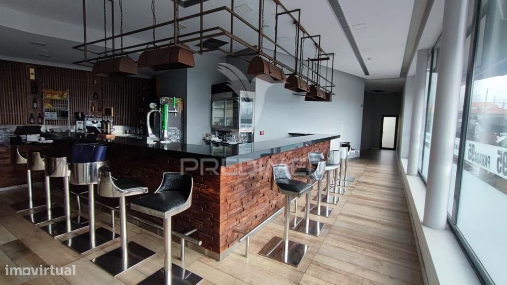 Negociável Trespasse Restaurante Churrasqueira