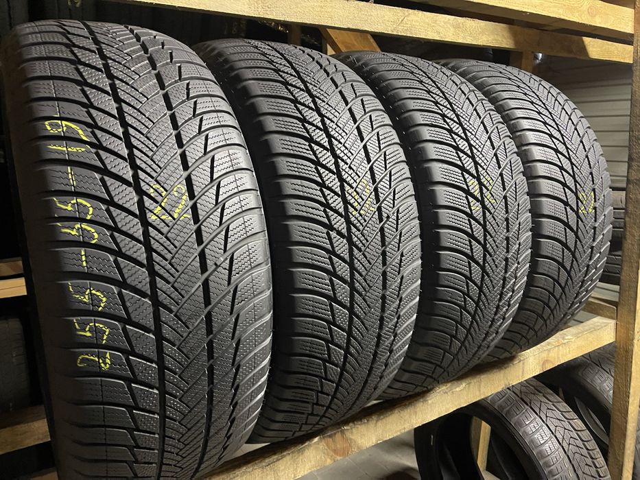Шини зима 255/55R19 Bridgestone BLIZZAK LM001 22рік супер стан