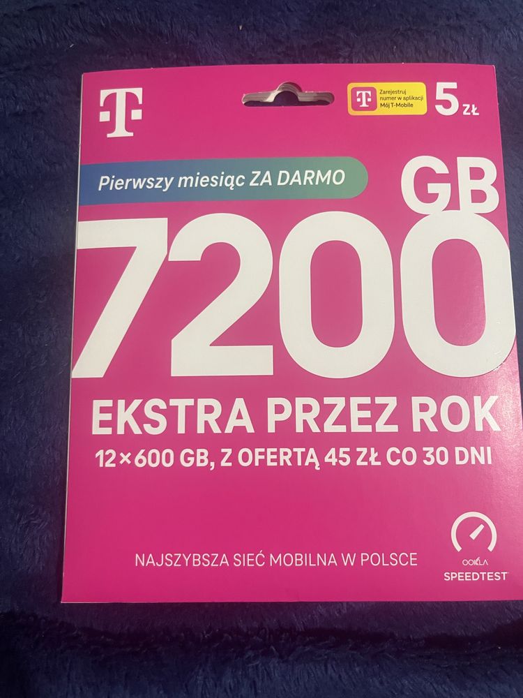 Srebny numer T-Mobile 606x569x013