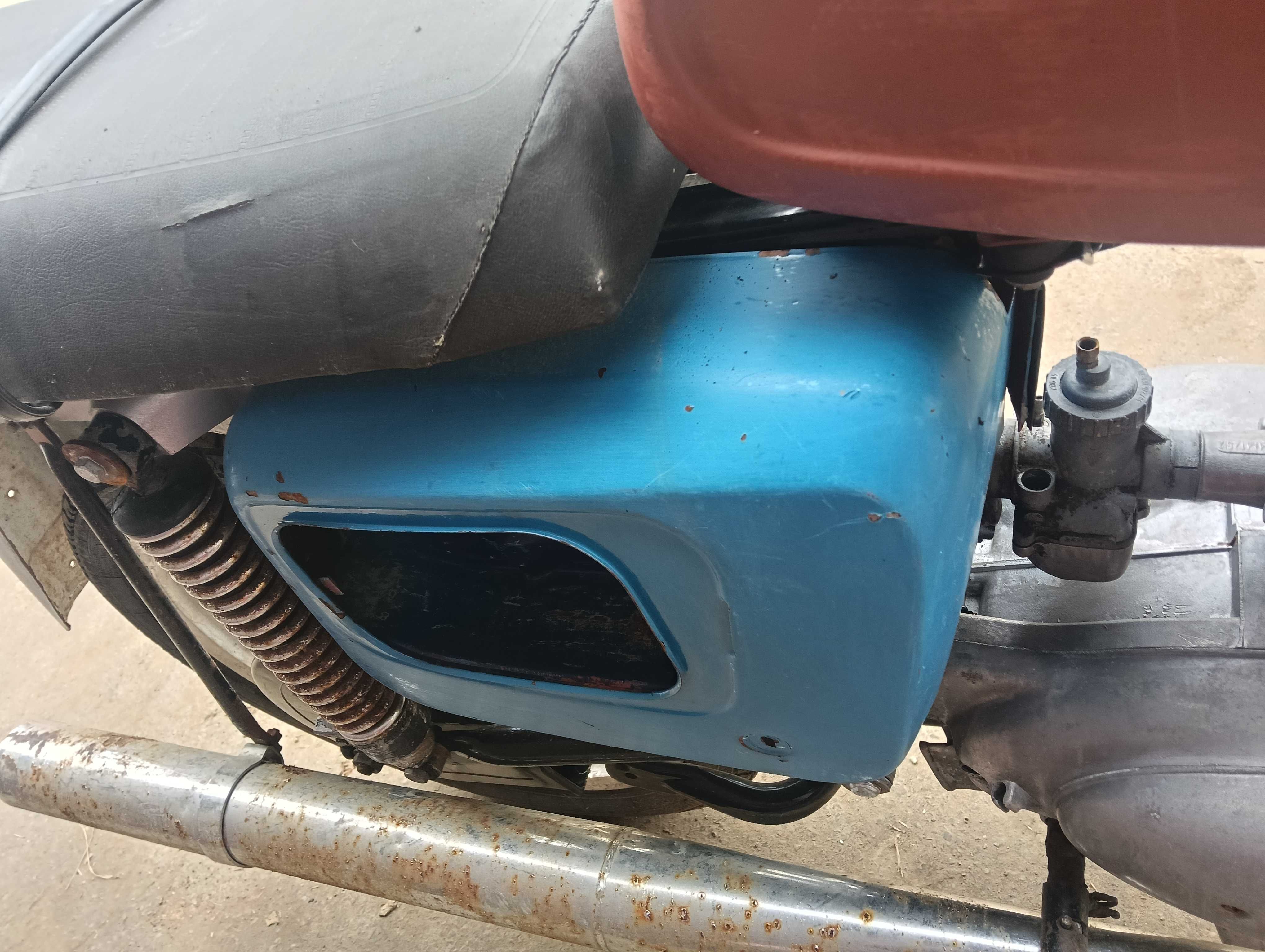Boczek Prawy MZ TS 125 / TS 150 ES 125 Trophy Oryginał Osłona Boczna