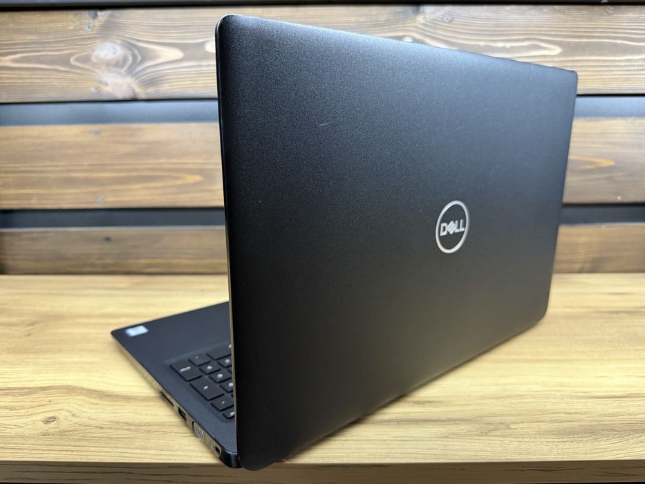 Dell Latitude 3500 15,6" i3-8145u/16 GB DDR4/M2 NvMe 256Gb/9% зносу