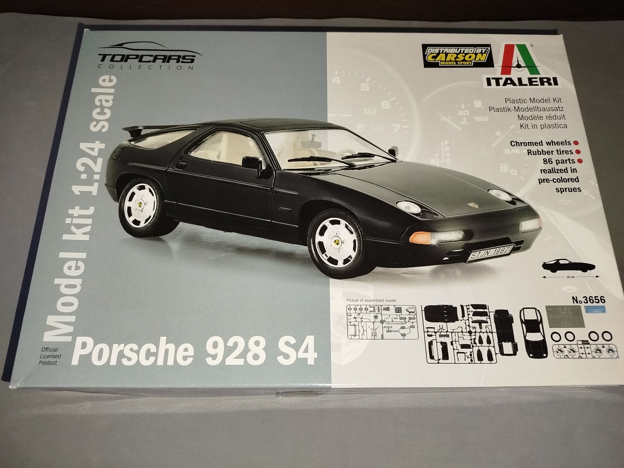 Porsche 928 S4 1:24 Italieri