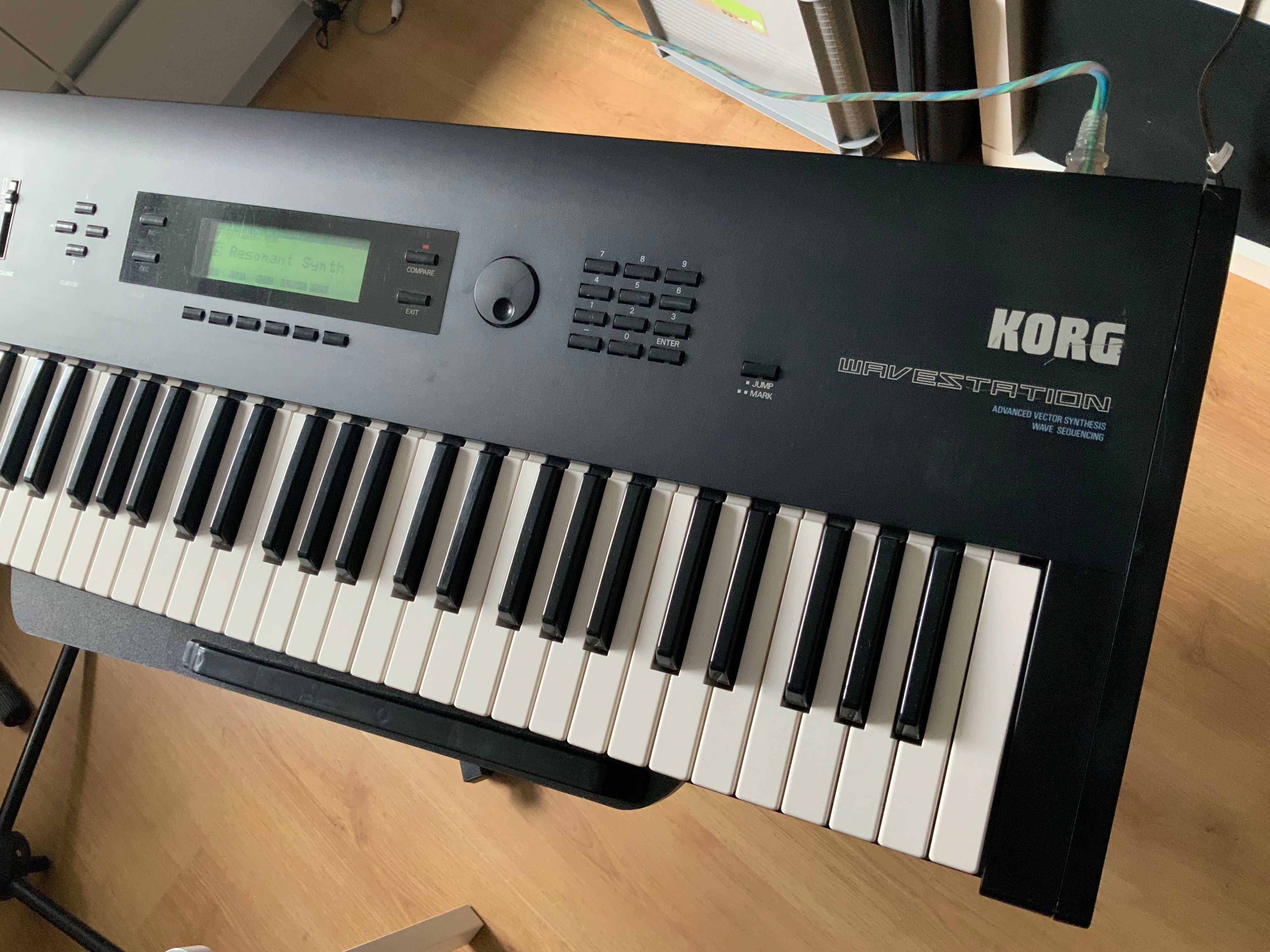 Syntezator Korg WAVESTATION EX + bonus