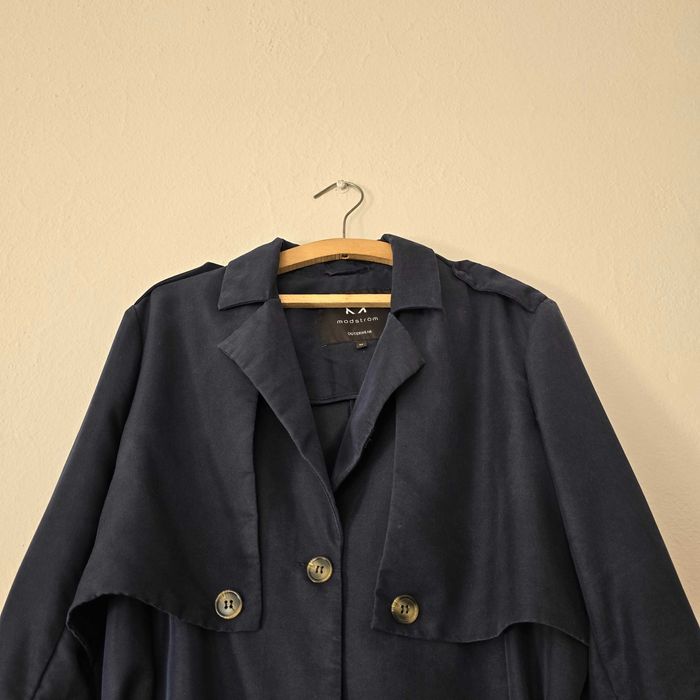 Płaszcz trencz modstöm skandynawska marka