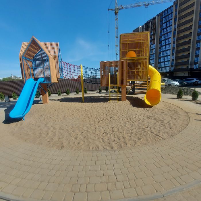 Оренда комерційного приміщення ЖК "Атлант"