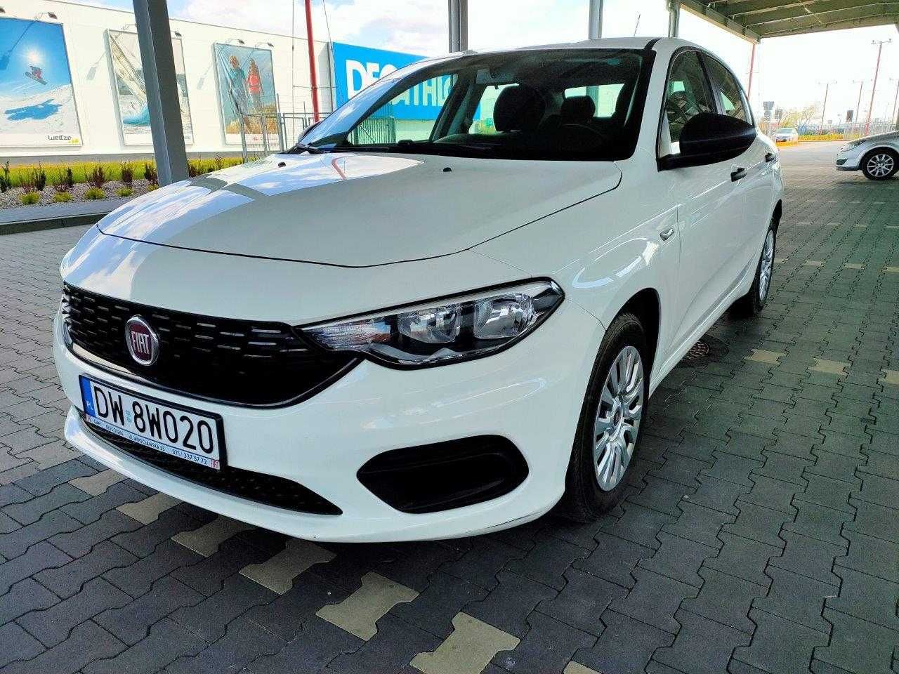 Fiat Tipo, Wynajem długoterminowy samochodów, wypożyczalnia aut