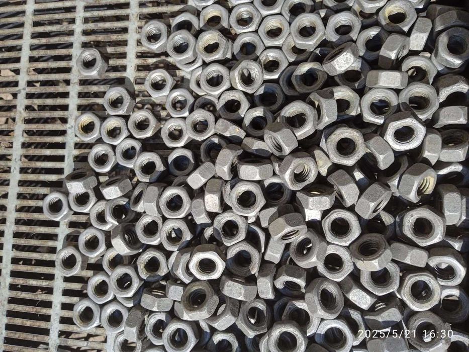 Гайка м10,м12,м20