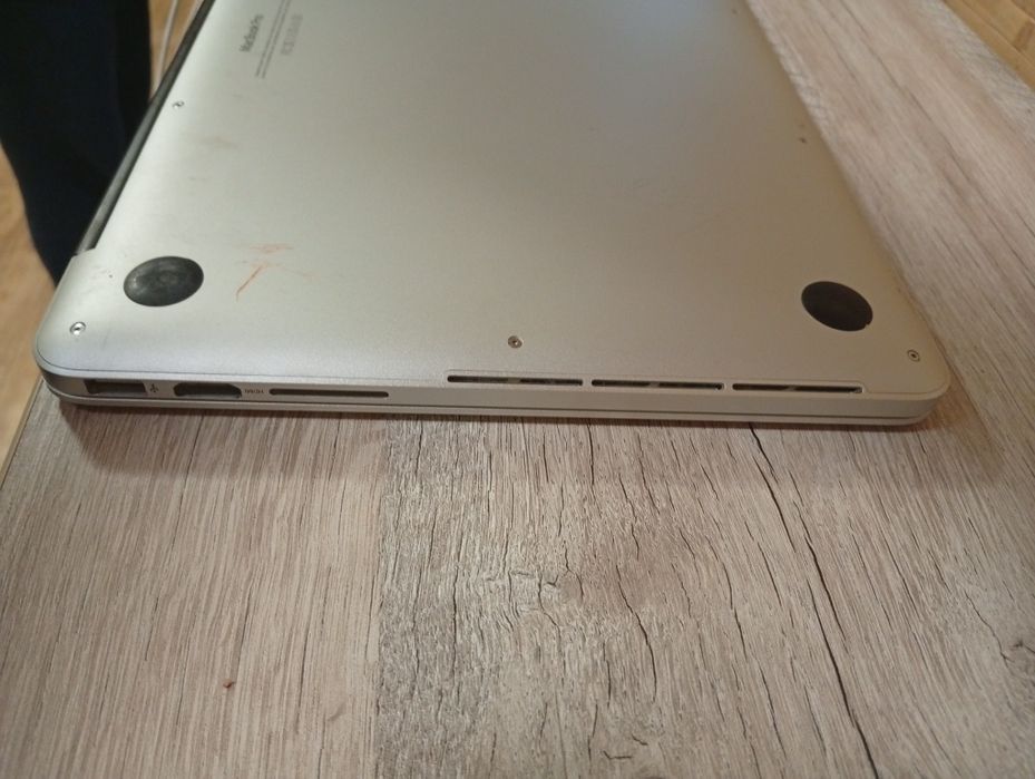 Продам MacBook Pro