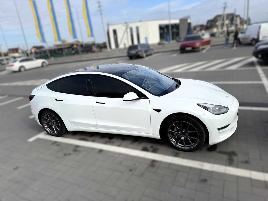 Tesla Model 3 Long Range Dual Motor AWD 2021 рік