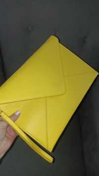 Żółta kopertówka Esmara