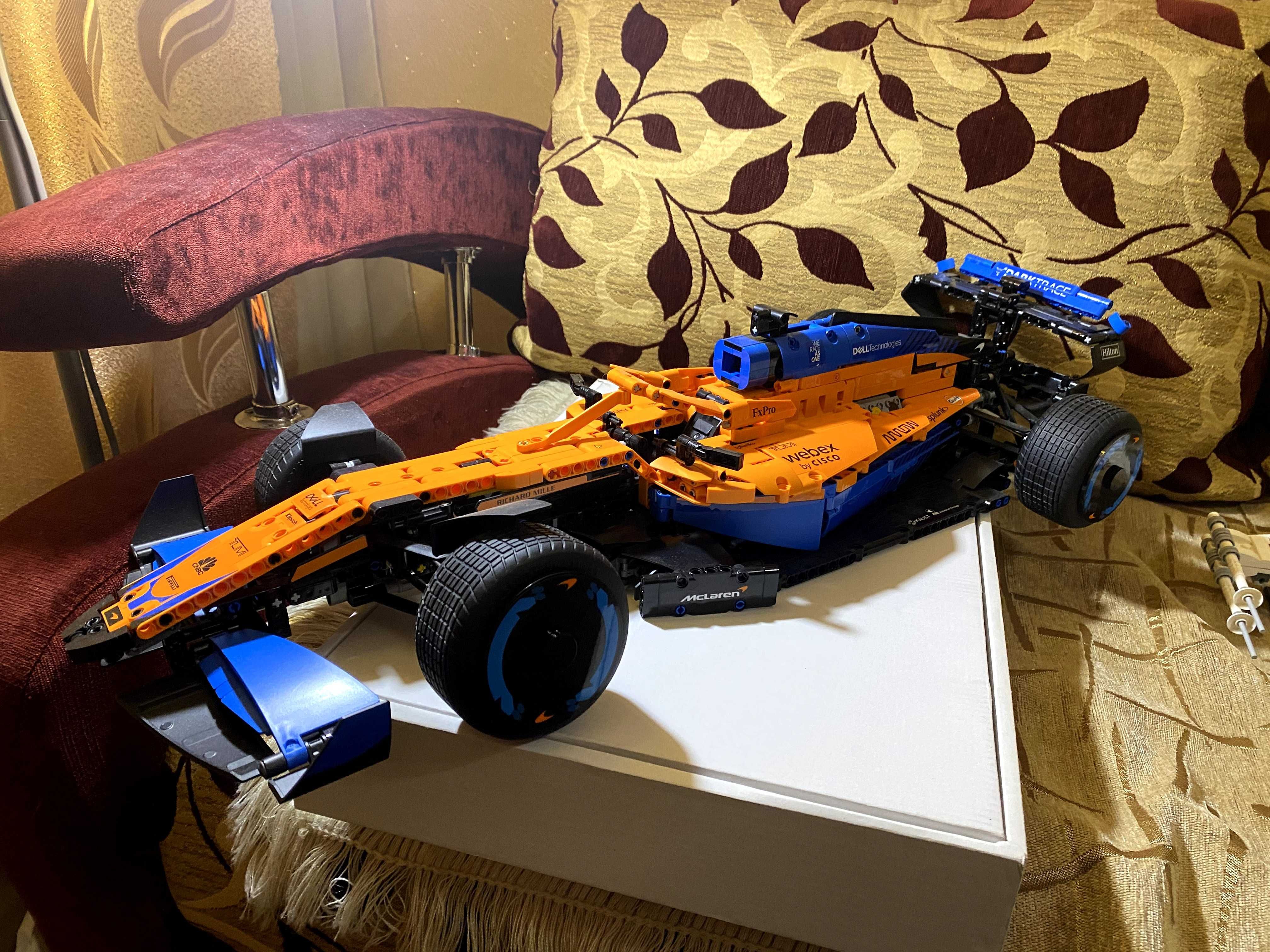 Коструктор LEGO Technic McLaren Formula 1 (42141)