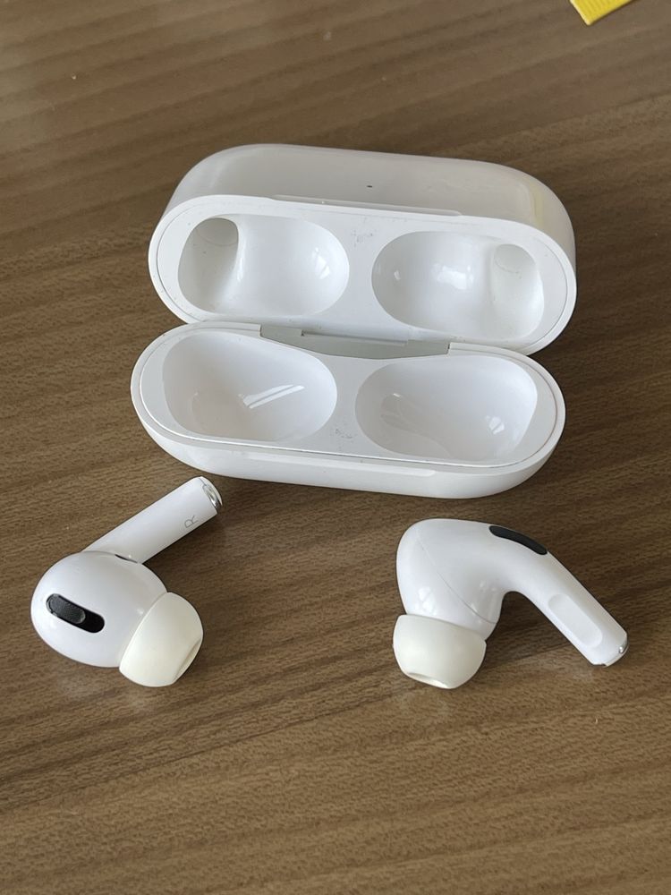 Air Pods Pro 1st gen A2083