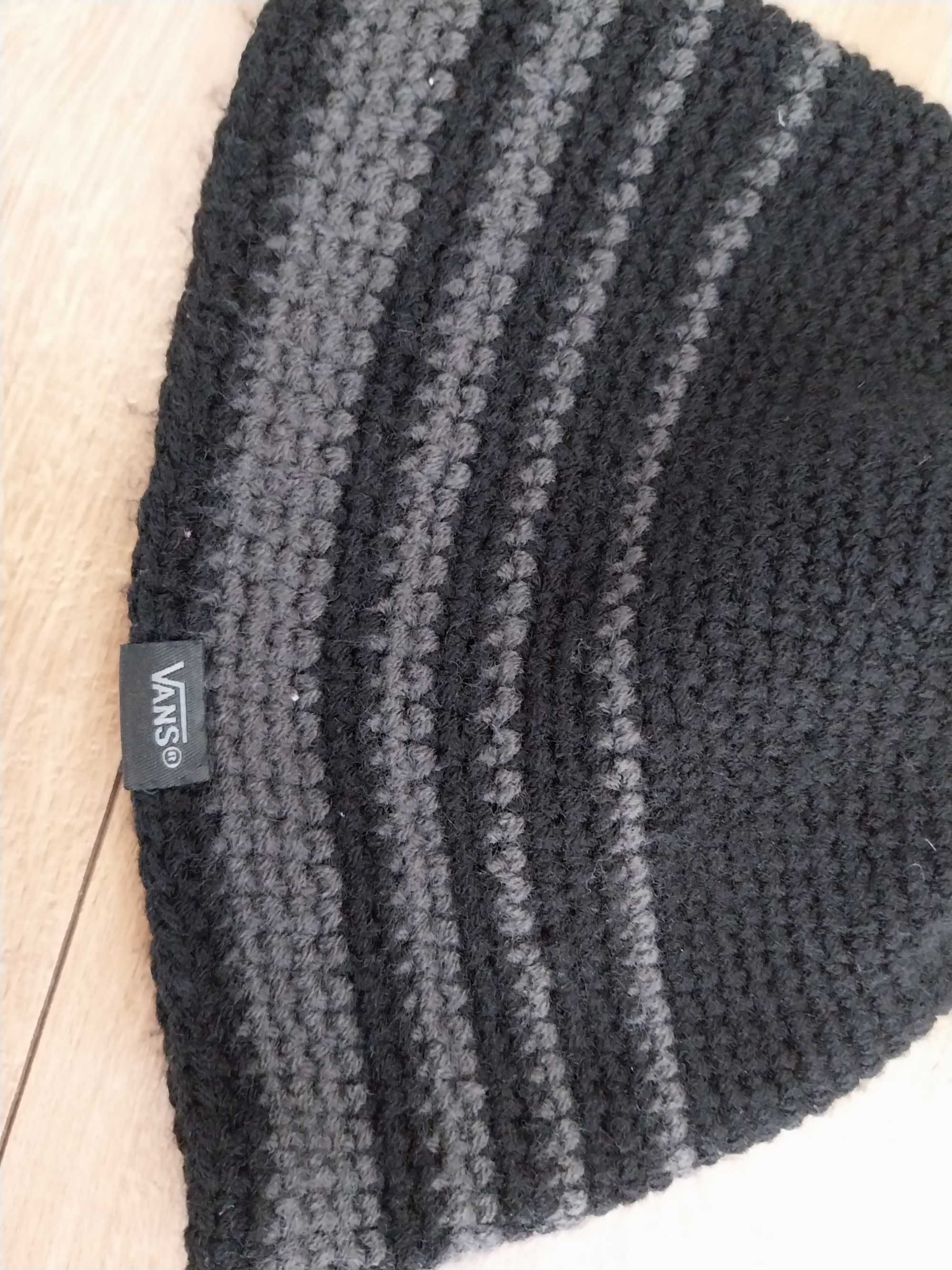 Czapka      Vans