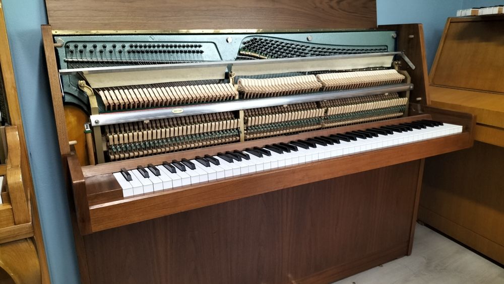 Pianino Nordiska Futura