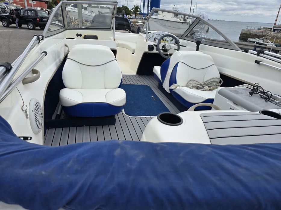 Bayliner 175 Mercruiser 3.0 135cv ano 2004 c/ atrelado