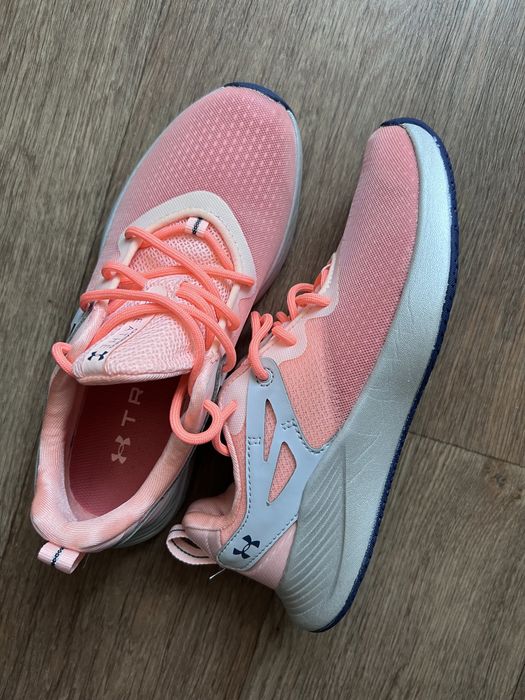 Кроссовки Under Armour charged breathe