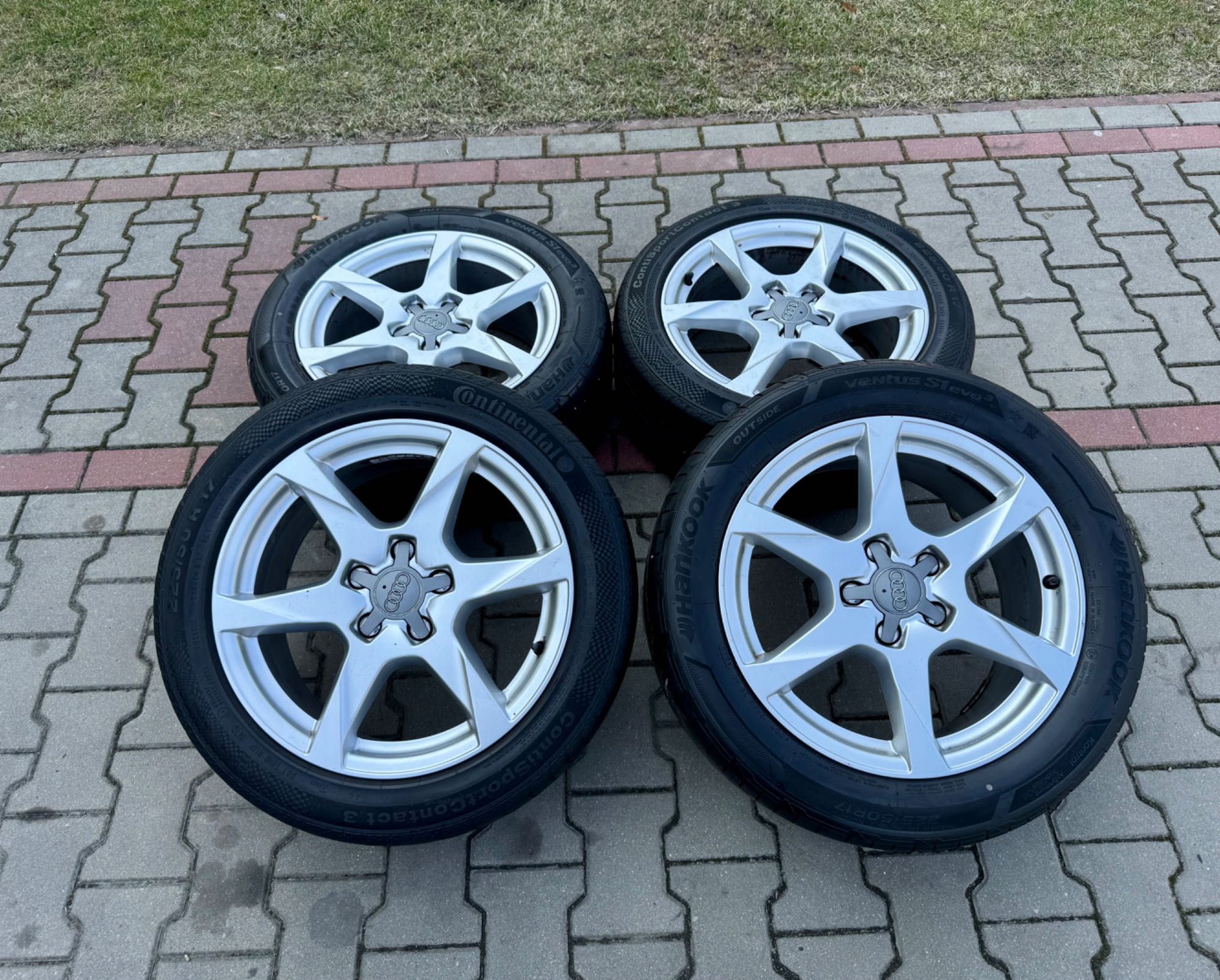 Oryginalne Felgi Aluminiowe Audi A4 17" 5x112  i Opony 225/50R17