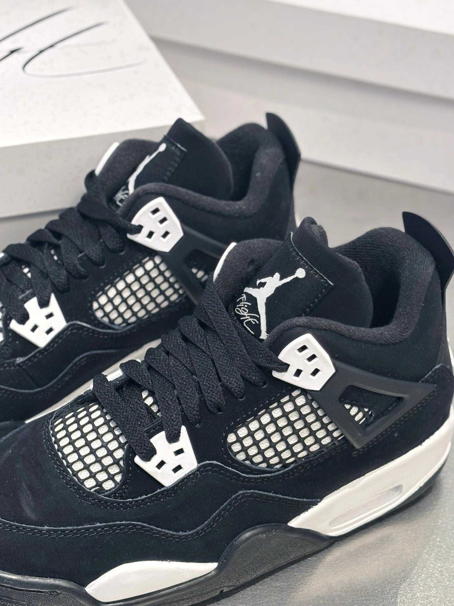 Czarny\RetroWhite*Jordan4NikeJordanTravis UnisexTrampki.39