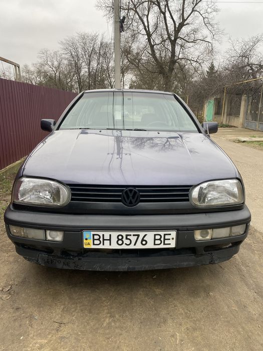 Продам гольф 3 1.8