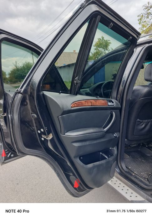 Продам BMW X5 E53 В отличном состоянии