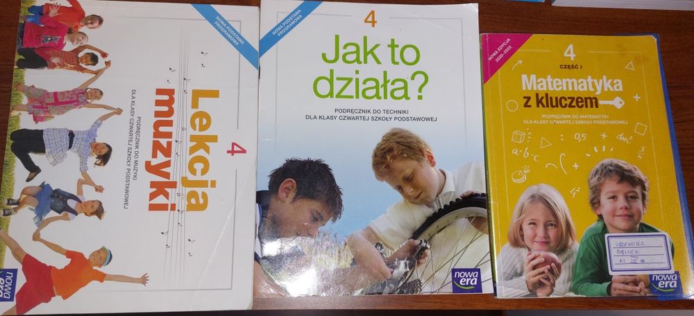 Podręczniki klasa 4 muzyka, matematyka, technika