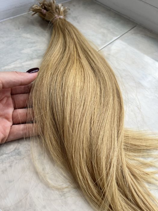 Натуральне волосся для нарощення або загущення