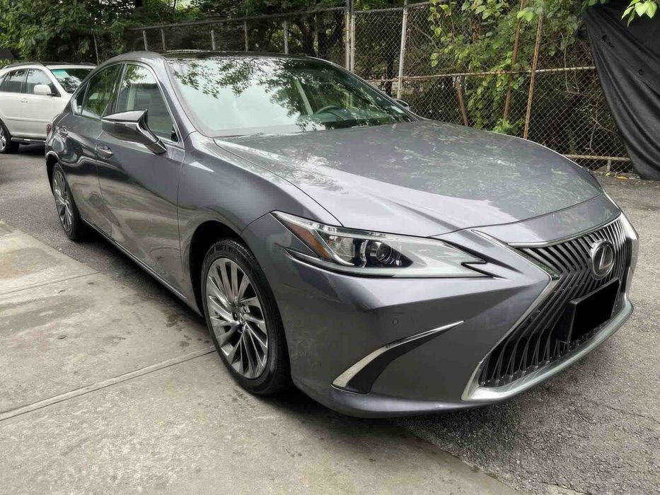 Lexus ES 350 Luxury      2019