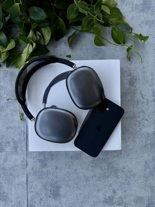 AirPods Max Space Gray