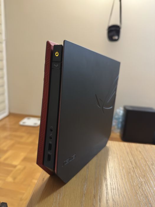 Komputer mini PC Asus GR6 intel i5 nvidia