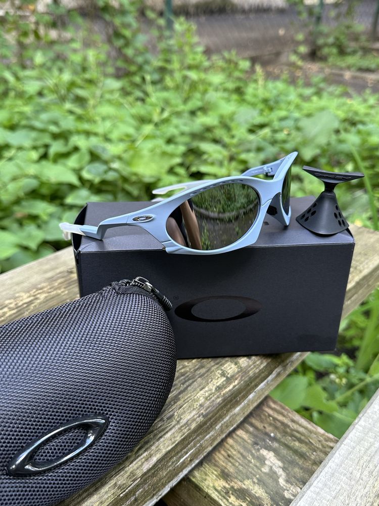 Окуляри Oakley Plantaris