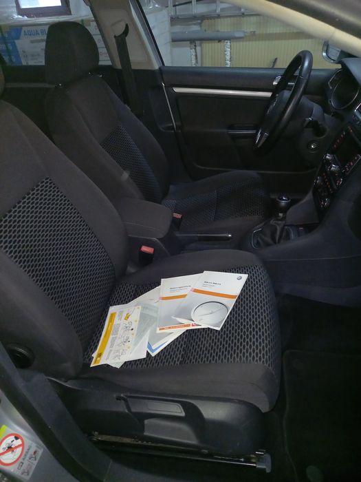 Volkswagen Golf 1.6 tdi Bogate wyposażenie sprowadzony