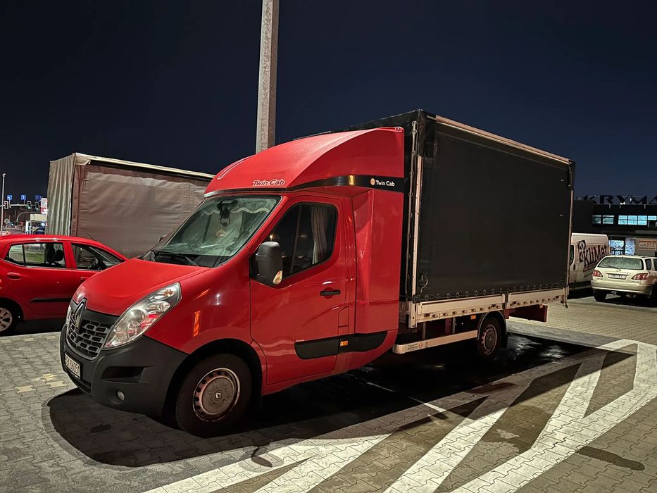 Renault Master  bardzo zadbane auto,wszystko wymienione,w idealnym stanie salon