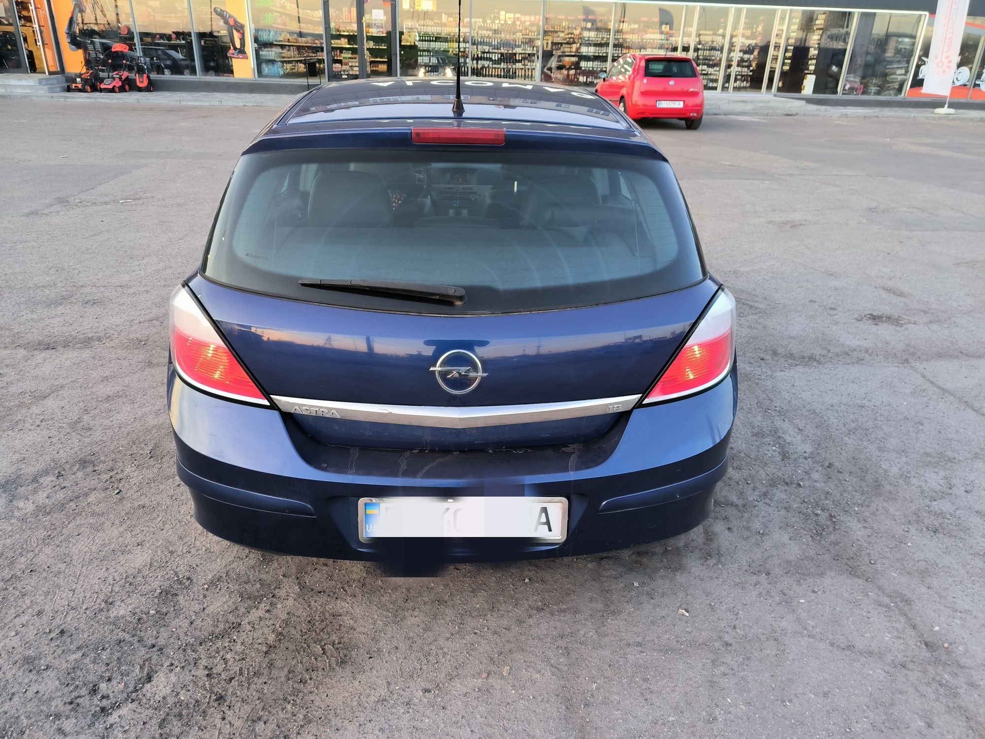 Продам автомобіль Opel Astra H 2004р.