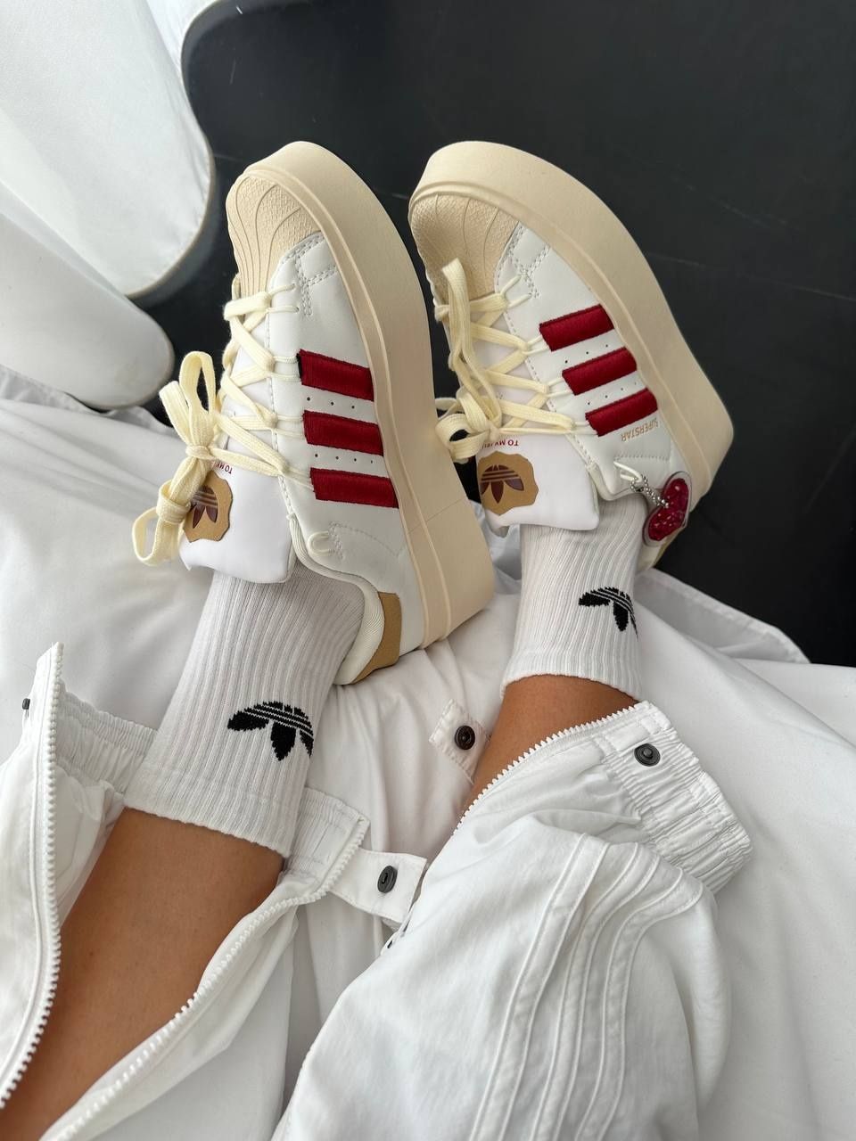 Жіночі кросівки Adidas superstar bonega strawberry cream р36-40