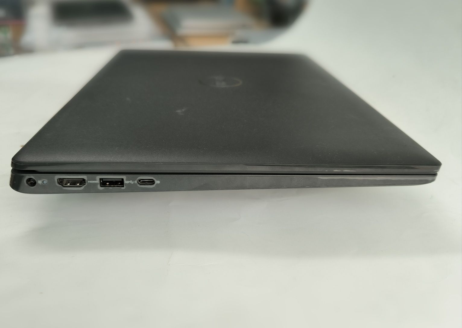 Dell Latitude 3520 15.6" FHD/ I5-1135G7/8GB/256Gb