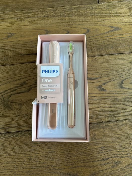 Szczoteczka soniczna philips one różowa NOWA