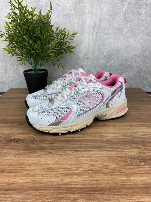 Buty damskie New Balance 530 r. 40 - sportowe sneakersy w pastelowych