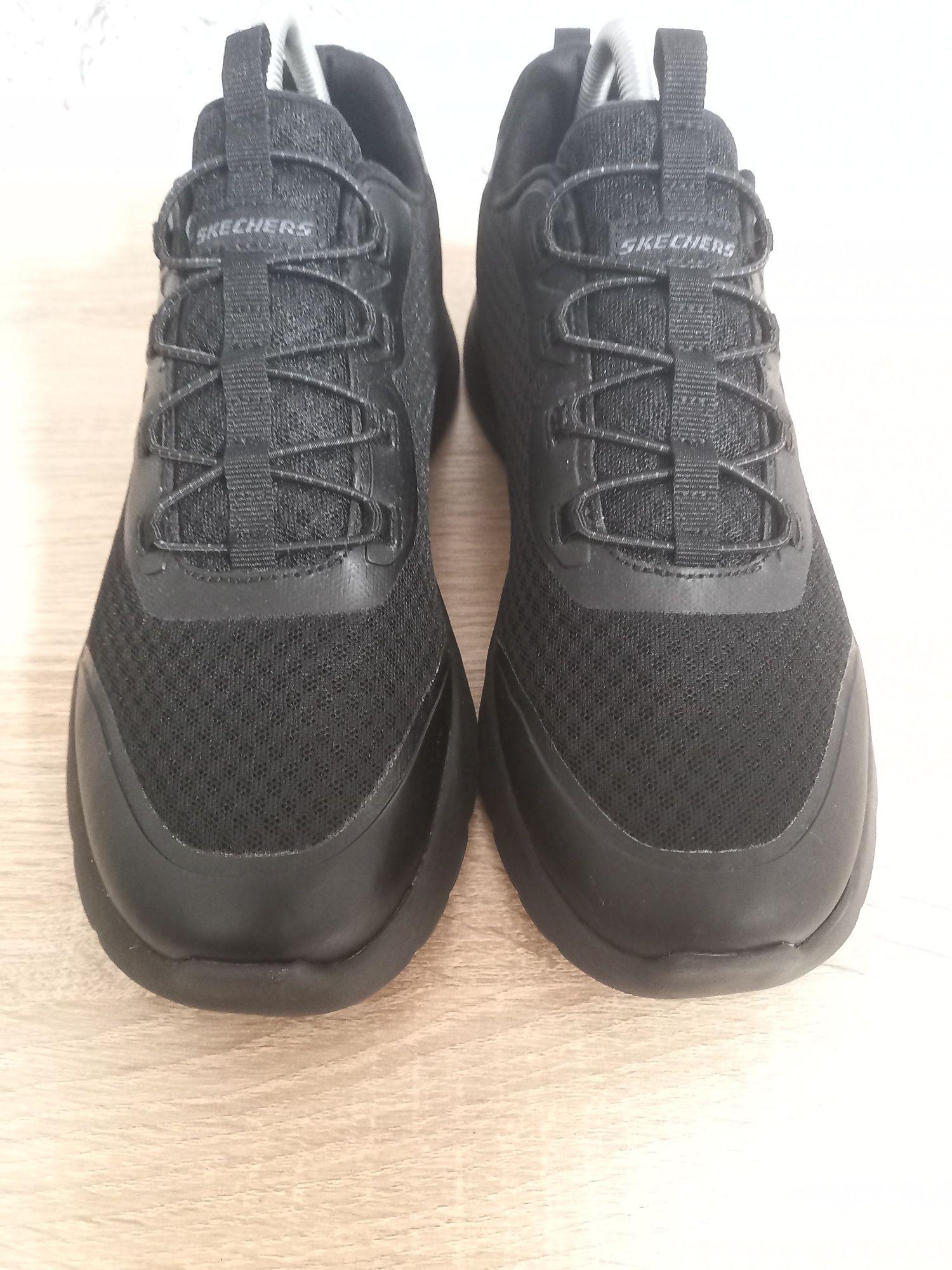 Кроссовки Skechers.40 р.оригинал