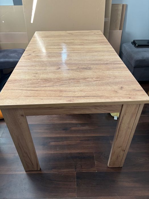 Stół do salonu kuchni jadalni